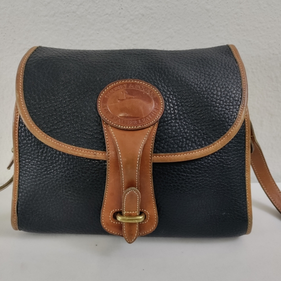 Dooney & Bourke Vintage All Weather Leather Essex Black Tan Crossbody Bag - Picture 2 of 11